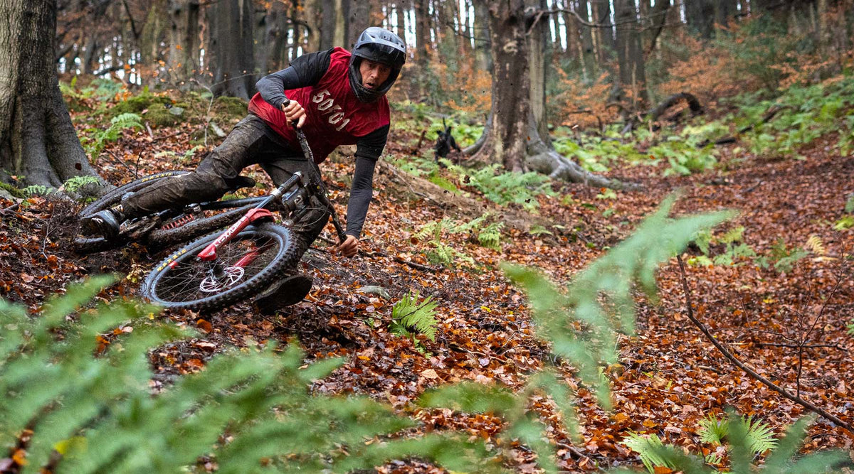 Craig Evans signs for Airdrop Bikes