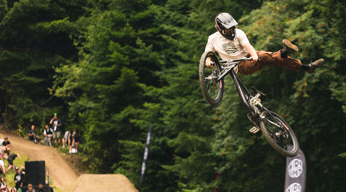 Jai busting out a no-foot can-can on his Slacker in Queenstown bike park