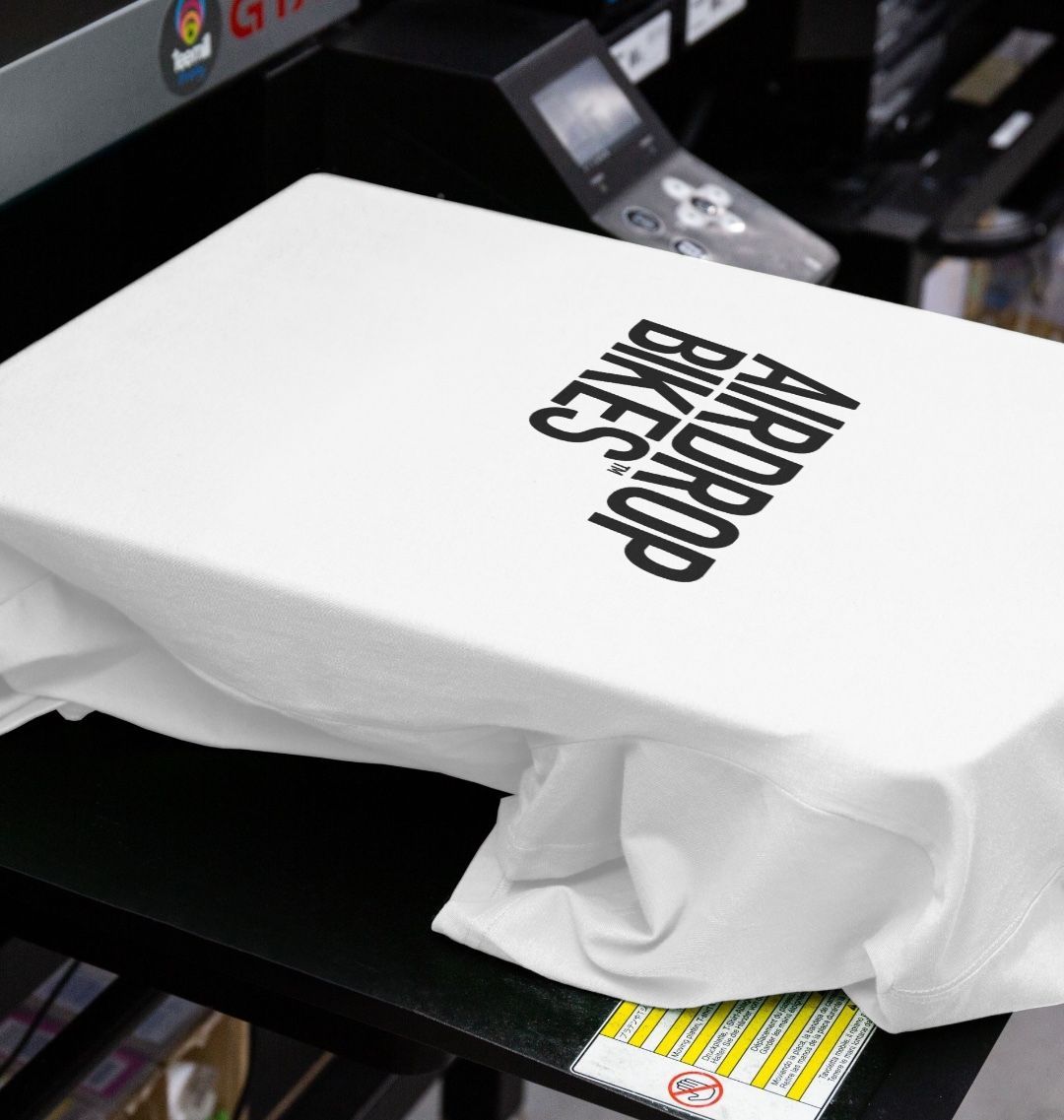 T-shirt mot noir pour hommes